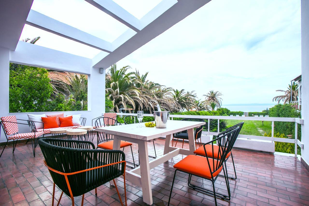 Hestia Beachfront Villa ポリフロノ エクステリア 写真